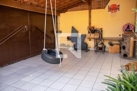 Casa à venda com 100m², 3 quartos e 2 vagasGaragem