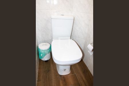 Casa à venda com 100m², 3 quartos e 2 vagasBanheiro 3