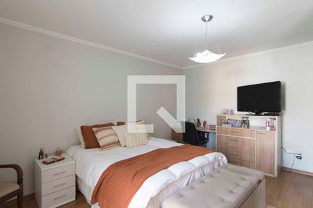 Casa à venda com 135m², 3 quartos e 4 vagasSuíte 1