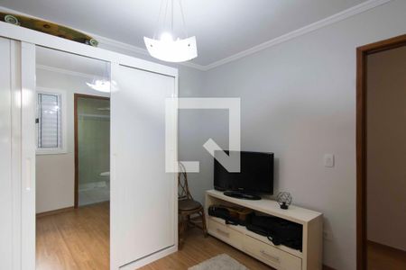 Casa à venda com 135m², 3 quartos e 4 vagasSuíte 2