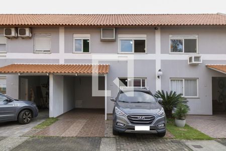Casa de condomínio à venda com 109m², 3 quartos e 3 vagas Casa de condomínio à venda com 109m², 3 quartos e 3 vagasFachada