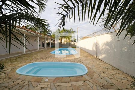 Casa de condomínio à venda com 109m², 3 quartos e 3 vagas Casa de condomínio à venda com 109m², 3 quartos e 3 vagasÁrea comum - Piscina