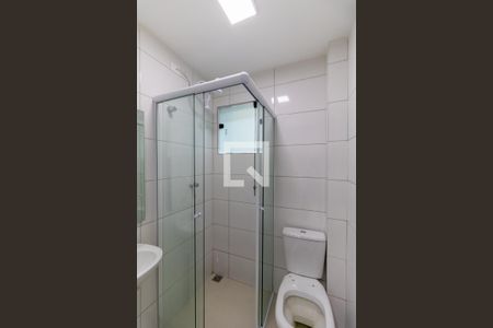 Banheiro  de apartamento para alugar com 1 quarto, 27m² em Jardim Seckler, São Paulo