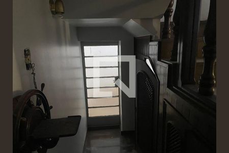 Casa à venda com 200m², 6 quartos e 3 vagas