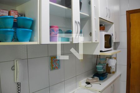 Apartamento à venda com 82m², 3 quartos e 2 vagas Apartamento à venda com 82m², 3 quartos e 2 vagasCozinha