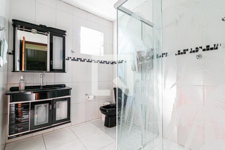 Casa à venda com 200m², 4 quartos e 2 vagas Casa à venda com 200m², 4 quartos e 2 vagasBanheiro 1