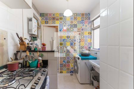 Apartamento à venda com 98m², 2 quartos e 1 vaga Apartamento à venda com 98m², 2 quartos e 1 vagaÁrea de Serviço