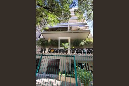 Apartamento à venda com 98m², 2 quartos e 1 vaga Apartamento à venda com 98m², 2 quartos e 1 vagaFachada