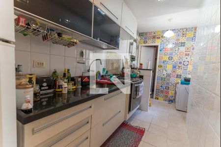 Apartamento à venda com 98m², 2 quartos e 1 vaga Apartamento à venda com 98m², 2 quartos e 1 vagaCozinha
