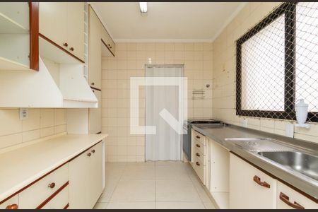 Apartamento à venda com 96m², 2 quartos e 1 vagaCozinha