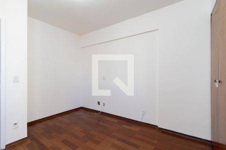 Apartamento à venda com 96m², 2 quartos e 1 vagaQuarto 2