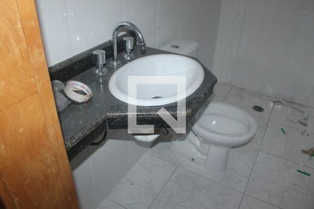 Casa à venda com 115m², 3 quartos e 5 vagasBanheiro