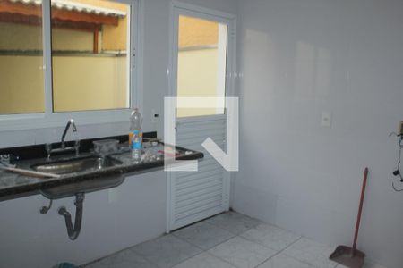 Casa à venda com 108m², 3 quartos e 2 vagasCozinha