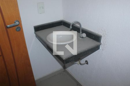 Casa à venda com 108m², 3 quartos e 2 vagasLavabo