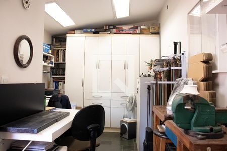 Casa à venda com 206m², 3 quartos e 2 vagasQuarto