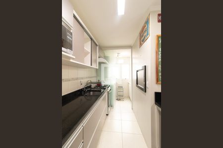 Apartamento para alugar com 74m², 2 quartos e 2 vagas Apartamento para alugar com 74m², 2 quartos e 2 vagasCozinha e Área de Serviço