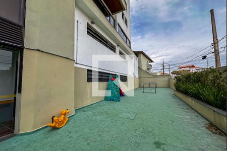 Apartamento à venda com 146m², 3 quartos e 2 vagas Apartamento à venda com 146m², 3 quartos e 2 vagasÁrea comum - Playground