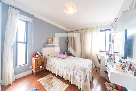 Apartamento à venda com 146m², 3 quartos e 2 vagas Apartamento à venda com 146m², 3 quartos e 2 vagasQuarto 2