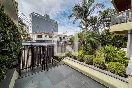 Apartamento à venda com 146m², 3 quartos e 2 vagas Apartamento à venda com 146m², 3 quartos e 2 vagasÁrea comum