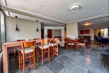 Apartamento à venda com 146m², 3 quartos e 2 vagas Apartamento à venda com 146m², 3 quartos e 2 vagasÁrea comum - Salão de festas