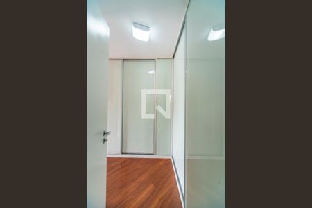 Apartamento à venda com 146m², 3 quartos e 2 vagas Apartamento à venda com 146m², 3 quartos e 2 vagasCloset do Quarto 3