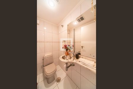 Apartamento à venda com 146m², 3 quartos e 2 vagas Apartamento à venda com 146m², 3 quartos e 2 vagasLavabo