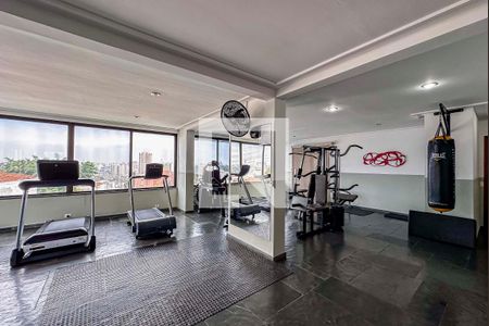 Apartamento à venda com 146m², 3 quartos e 2 vagas Apartamento à venda com 146m², 3 quartos e 2 vagasÁrea comum - Academia