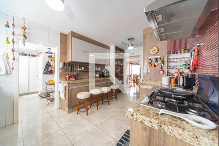 Apartamento à venda com 146m², 3 quartos e 2 vagas Apartamento à venda com 146m², 3 quartos e 2 vagasCozinha