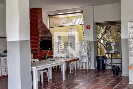 Apartamento à venda com 146m², 3 quartos e 2 vagas Apartamento à venda com 146m², 3 quartos e 2 vagasÁrea comum - Churrasqueira