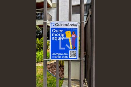 Apartamento à venda com 146m², 3 quartos e 2 vagas Apartamento à venda com 146m², 3 quartos e 2 vagasPlaca banner Instalada na Fachada