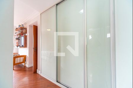 Apartamento à venda com 146m², 3 quartos e 2 vagas Apartamento à venda com 146m², 3 quartos e 2 vagasCloset do Quarto 3