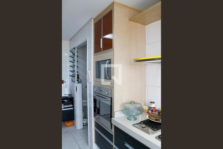 Apartamento à venda com 121m², 3 quartos e 2 vagas Apartamento à venda com 121m², 3 quartos e 2 vagasCozinha