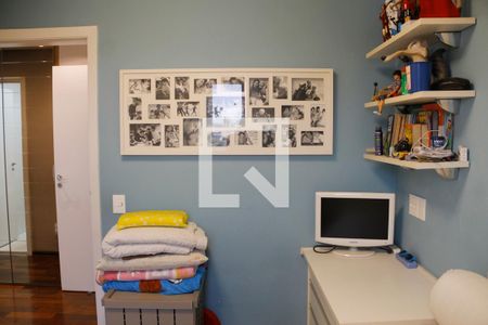 Apartamento à venda com 121m², 3 quartos e 2 vagas Apartamento à venda com 121m², 3 quartos e 2 vagasQuarto 1