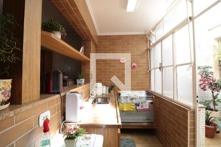 Casa à venda com 153m², 4 quartos e 2 vagasCopa e Cozinha 