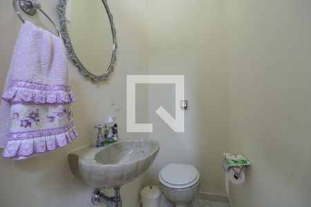 Casa à venda com 153m², 4 quartos e 2 vagasBanheiro de Serviço