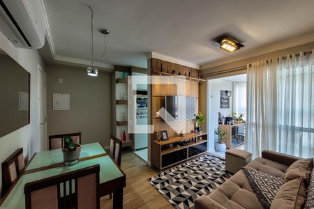 Sala de Estar/Jantar de apartamento para alugar com 1 quarto, 50m² em Aclimação, São Paulo