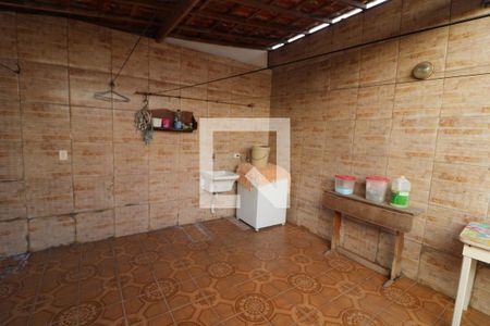 Casa à venda com 170m², 3 quartos e 3 vagasÁrea de Serviço