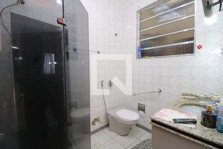 Casa à venda com 170m², 3 quartos e 3 vagasBanheiro