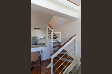 Apartamento à venda com 51m², 1 quarto e 1 vaga Apartamento à venda com 51m², 1 quarto e 1 vagaSalas