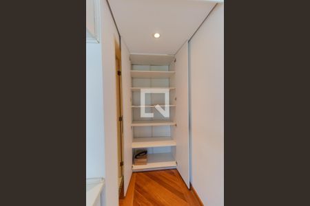 Apartamento à venda com 51m², 1 quarto e 1 vaga Apartamento à venda com 51m², 1 quarto e 1 vagaSuíte - Armário