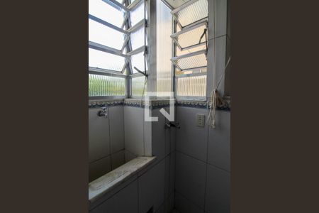 Apartamento à venda com 70m², 2 quartos e 1 vagaÁrea de Serviço