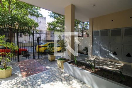 Apartamento à venda com 70m², 2 quartos e 1 vagaÁrea comum 