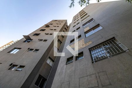 Apartamento à venda com 48m², 1 quarto e 1 vaga Apartamento à venda com 48m², 1 quarto e 1 vagaFachada do Prédio