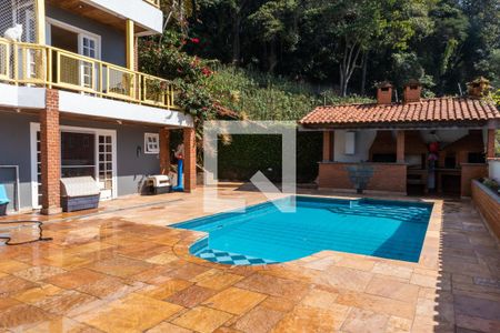 Casa de condomínio para alugar com 750m², 4 quartos e 2 vagas Casa de condomínio para alugar com 750m², 4 quartos e 2 vagasPiscina