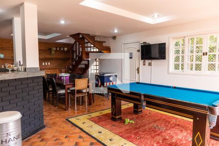 Casa de condomínio para alugar com 750m², 4 quartos e 2 vagas Casa de condomínio para alugar com 750m², 4 quartos e 2 vagasÁrea de lazer - 3° andar