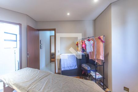 Casa à venda com 293m², 3 quartos e 4 vagasSuíte 2