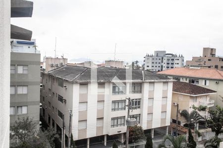 Apartamento para alugar com 221m², 3 quartos e 2 vagas Apartamento para alugar com 221m², 3 quartos e 2 vagasVista do quarto 2