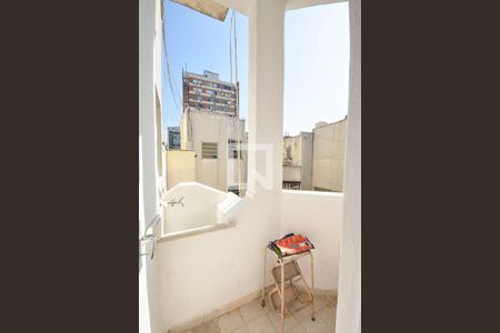 Apartamento à venda com 62m², 1 quarto e sem vagaDetalhe da area de serviço