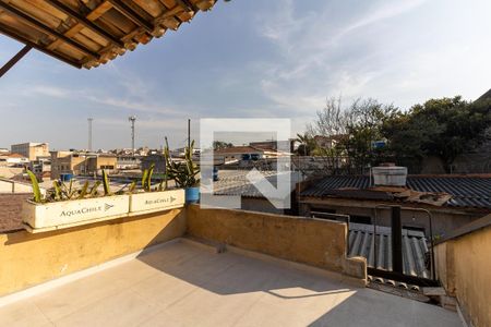 Casa à venda com 120m², 2 quartos e 1 vaga Casa à venda com 120m², 2 quartos e 1 vagaTerraço