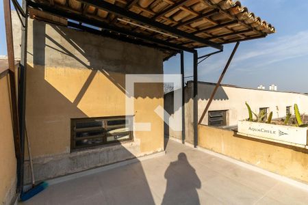 Casa à venda com 120m², 2 quartos e 1 vaga Casa à venda com 120m², 2 quartos e 1 vagaTerraço